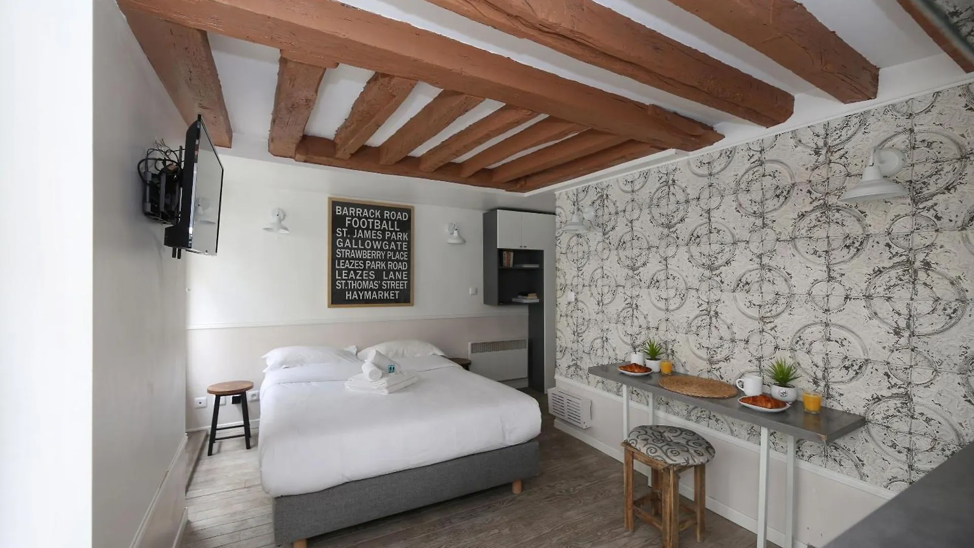 Studio Parisien 20m2 En Face Du Musee Grevin - 2p Lejlighed *